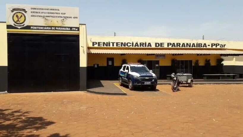 Imagem de compartilhamento para o artigo Três policiais penais são afastados em operação contra entrada de celulares e drogas no presídio de Paranaíba da MS Todo dia